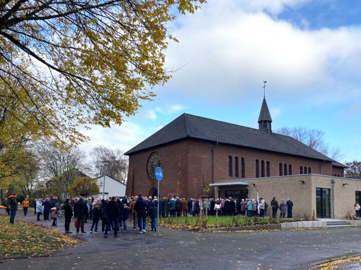 Herz-Jesu Wesel: Sanierung der Kirche und Neubau des Pfarrheims